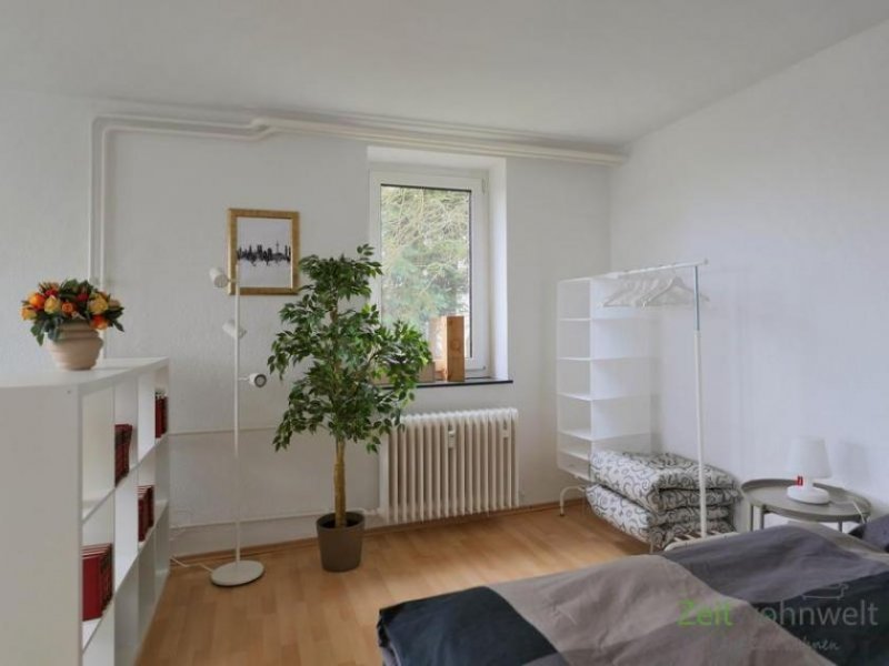 Kassel (EF1217_M) Kassel-Stadt: Kirchditmold, möbliertes Single-Apartment mit breitem, Bett, Waschmaschine und Balkon Wohnung mieten