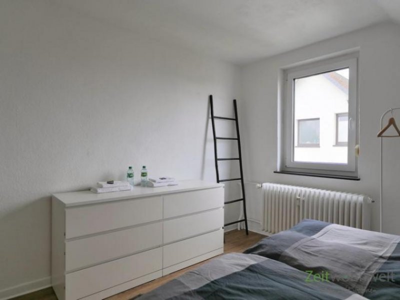 Kassel (EF1219_M) Kassel-Stadt: Kirchditmold, moderne möblierte Dachgeschosswohnung in einer ruhigen Wohnsiedlung Wohnung mieten