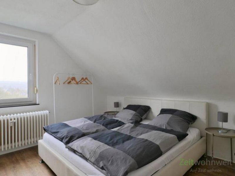 Kassel (EF1219_M) Kassel-Stadt: Kirchditmold, moderne möblierte Dachgeschosswohnung in einer ruhigen Wohnsiedlung Wohnung mieten