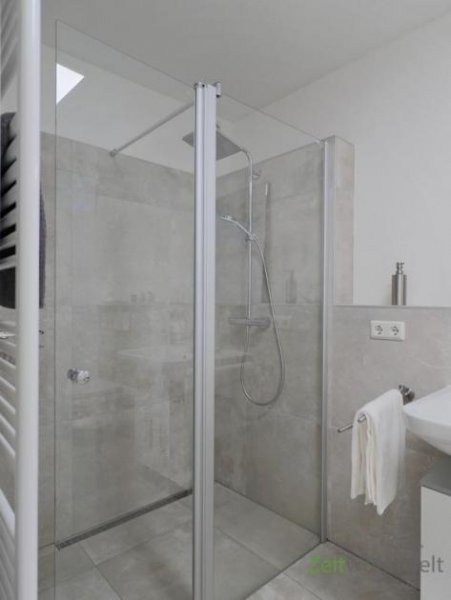 Kassel (EF1075_M) Kassel-Stadt: Bad Wilhelmshöhe, neu möblierte 3-Zimmer-Wohnung in phantastischer Wohnlage, Balkon Wohnung mieten