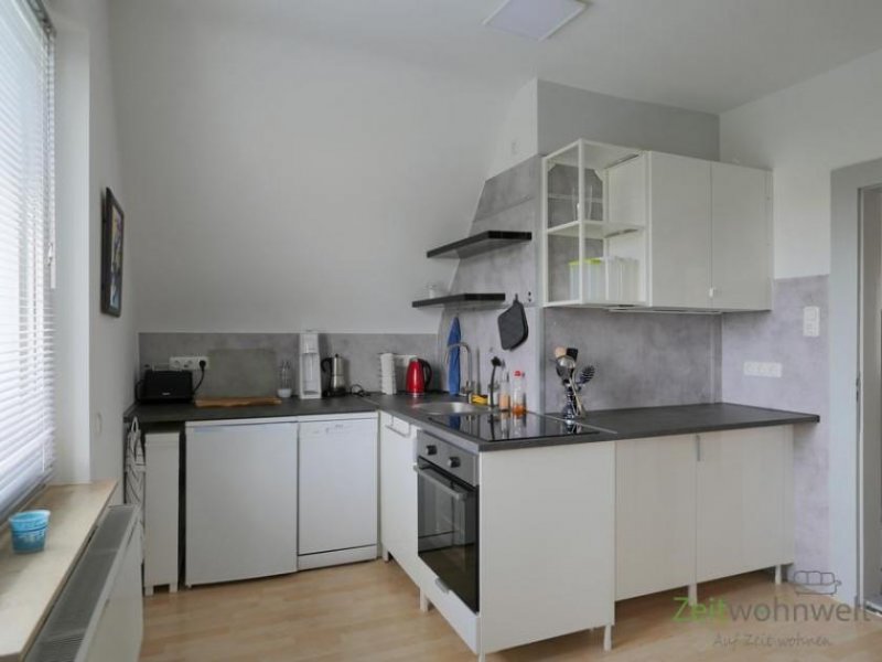 Kassel (EF1198_M) Kassel-Stadt: Oberzwehren, möblierte Wohnung mit Balkon und kleinem Esszimmer Wohnung mieten