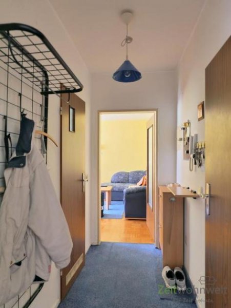 Kassel (EF1280_M) Kassel-Stadt: Niederzwehren, preiswerte möblierte 2-Zimmer Wohnung mit sonnigem Balkon Wohnung mieten