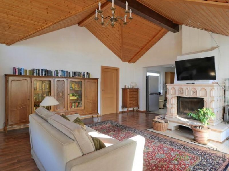 Baunatal (EF1302_M) Kassel-Landkreis: Baunatal, möblierte 4-Zimmer-Wohnung mit Parkett, Balkon und XXL-Wohnzimmer Wohnung mieten