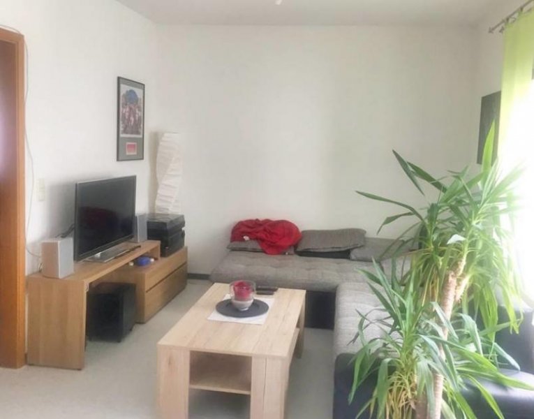 Dautphetal ++ Ideal für Singles ++ 1 Riesenraum ++ Stellplatz ++ Abstellraum ++ Küche ++ Wohnung mieten