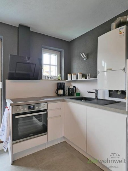 Fulda (EF1085_M) Fulda: Frauenberg, neu renoviertes und neu möbliertes Apartment mit Balkon Wohnung mieten