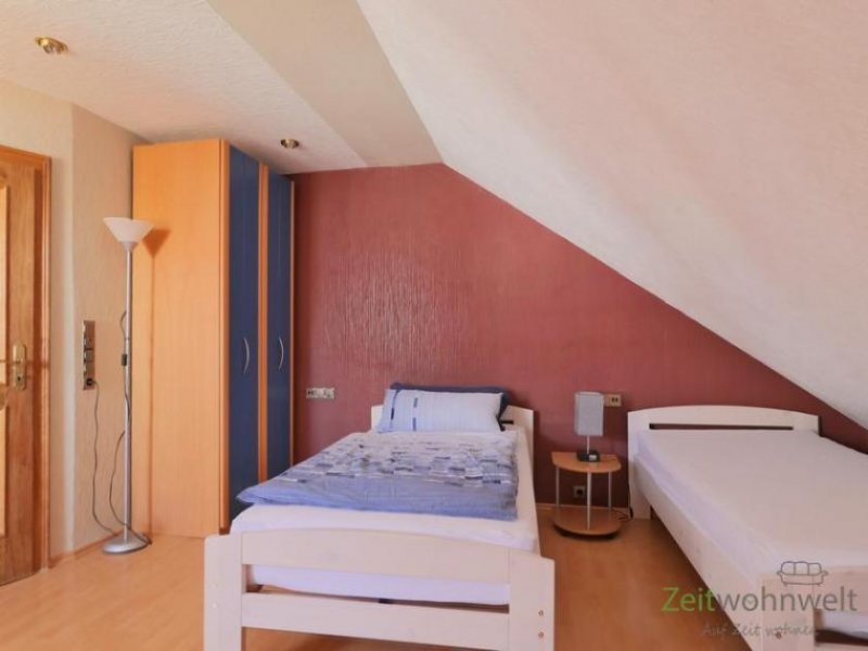Fulda (EF1292_M) Fulda: Zell, große möblierte Wohnung mit Dusche, Wanne, Balkon, PKW-Stellplatz und Reinigung Wohnung mieten