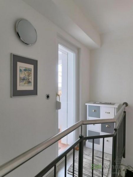 Großenlüder (EF1352_M) Fulda: Großenlüder, kleine preiswerte möblierte Wohnung mit Balkon, für kleine Leute Wohnung mieten