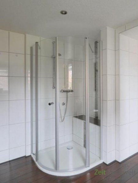 Göttingen (EF1358_M) Göttingen: Roringen, neu renovierte und neu möblierte Wohnung mit PKW-Stellplatz in ruhiger Wohnlage Wohnung mieten