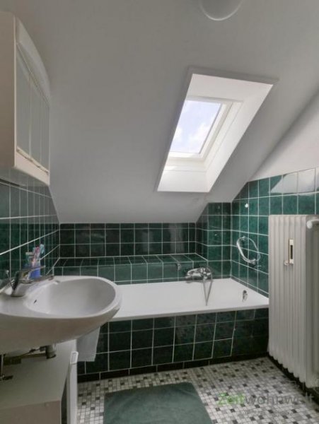 Rosdorf (Landkreis Göttingen) (EF1293_M) Göttingen: Rosdorf, preiswerte möblierte Wohnung mit Dachbalkon im OT Settmarshausen Wohnung mieten