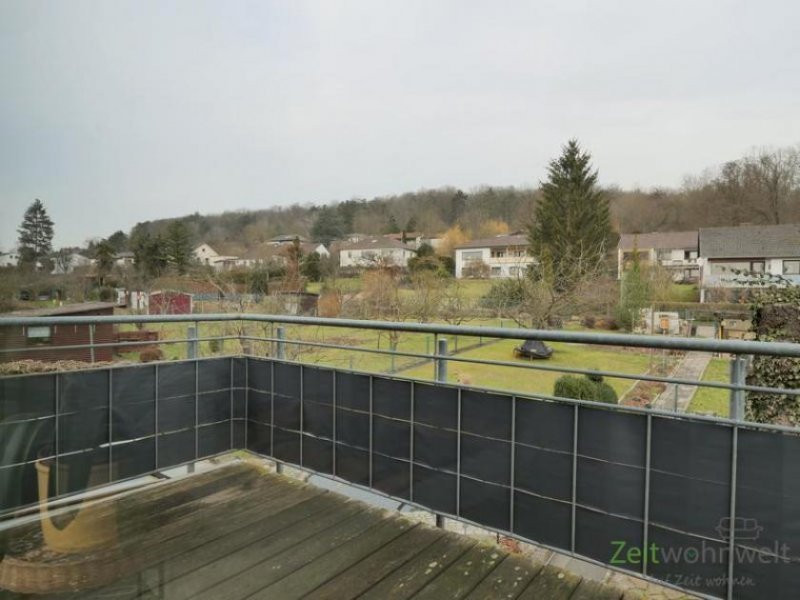 Northeim (EF1002_M) Göttingen: Northeim, preiswerte möblierte 3-Zimmer-Wohnung mit 2 Bädern, Balkon, PKW-Stellplatz und WLAN Wohnung
