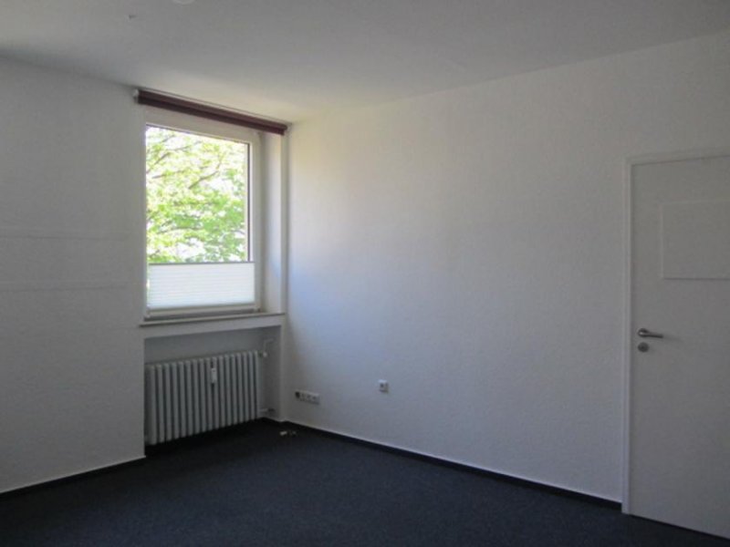 Holzminden 1-Zimmer in 3er-WG mit neuwertigem Duschbad und EBK im Stadtzentrum Wohnung mieten