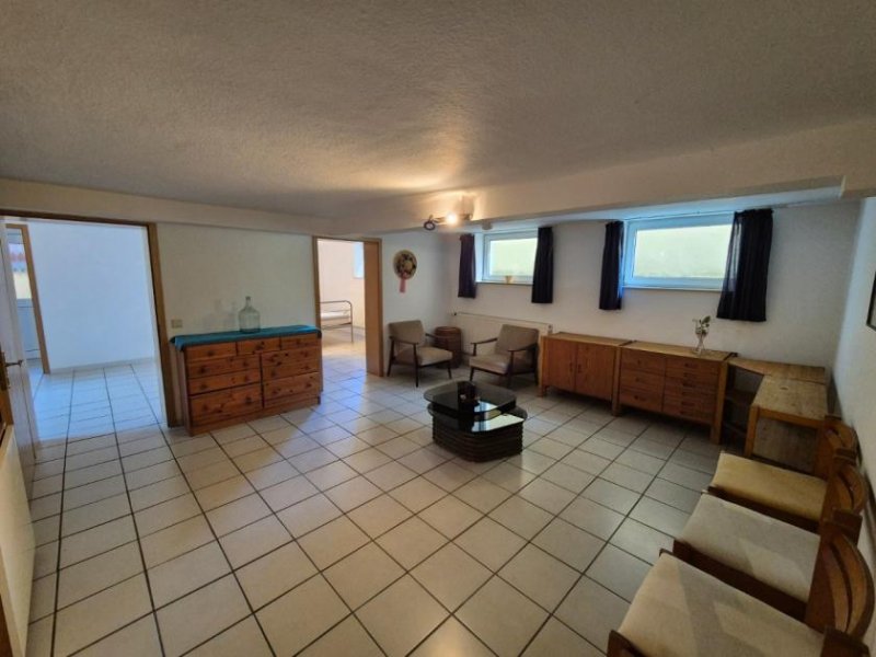 Holzminden 2-Zimmer-Mietwohnung im Souterrain - nähe Kaserne in Holzminden Wohnung mieten