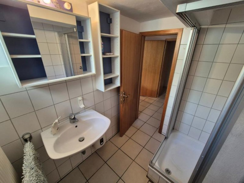 Holzminden 2-Zimmer-Mietwohnung im Souterrain - nähe Kaserne in Holzminden Wohnung mieten