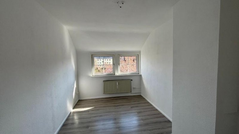 Holzminden 3,5-Zimmer-Mietwohnung mit Gartenabteil Wohnung mieten