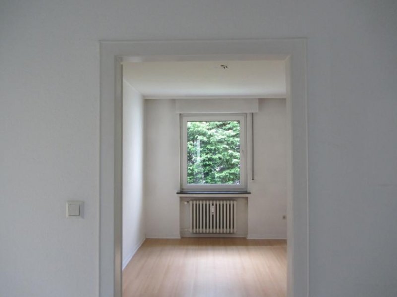 Holzminden 4-Zimmer-Mietwohnung im EG mit Terrasse - Nähe Internat Solling Wohnung mieten