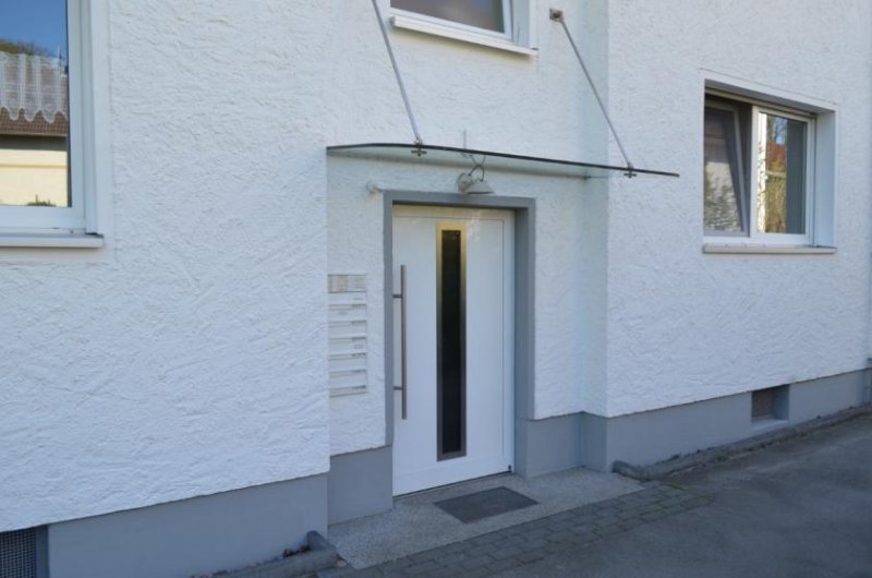 Holzminden 4-Zimmer-Mietwohnung im EG mit Terrasse - Nähe Internat Solling Wohnung mieten