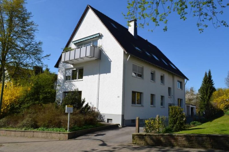Holzminden 4-Zimmer-Mietwohnung im EG mit Terrasse - Nähe Internat Solling Wohnung mieten