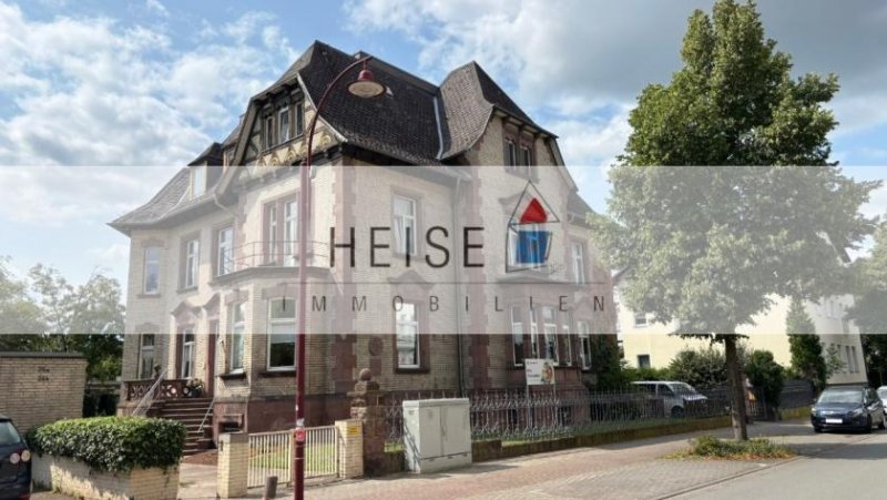 Holzminden 6-Zimmer-Dachgeschosswohnung mit EBK und Gartenabteil, nähe Bahnhof Wohnung mieten