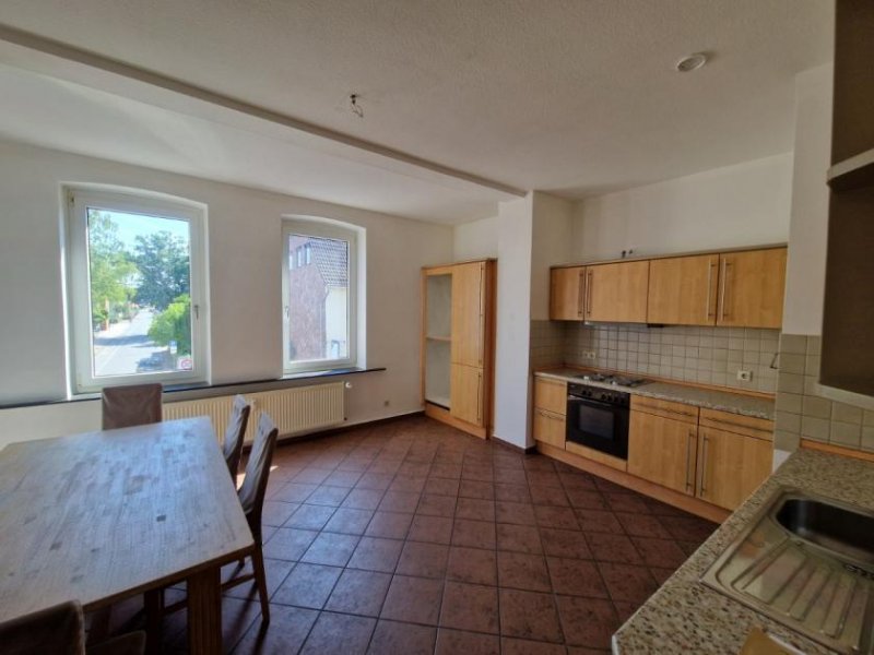 Holzminden Helle gepflegte 3,5-Zimmer-Mietwohnung mit Balkon - Innenstadtlage Wohnung mieten
