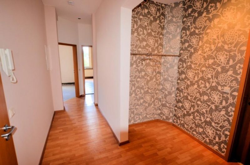 Holzminden Helle gepflegte 3,5-Zimmer-Mietwohnung mit Balkon - Innenstadtlage Wohnung mieten
