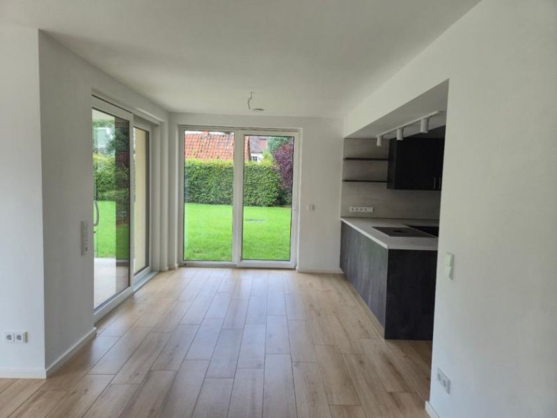 Holzminden Neubauwohnung mit überdachter Terrasse, Einbauküche und Garage Wohnung mieten
