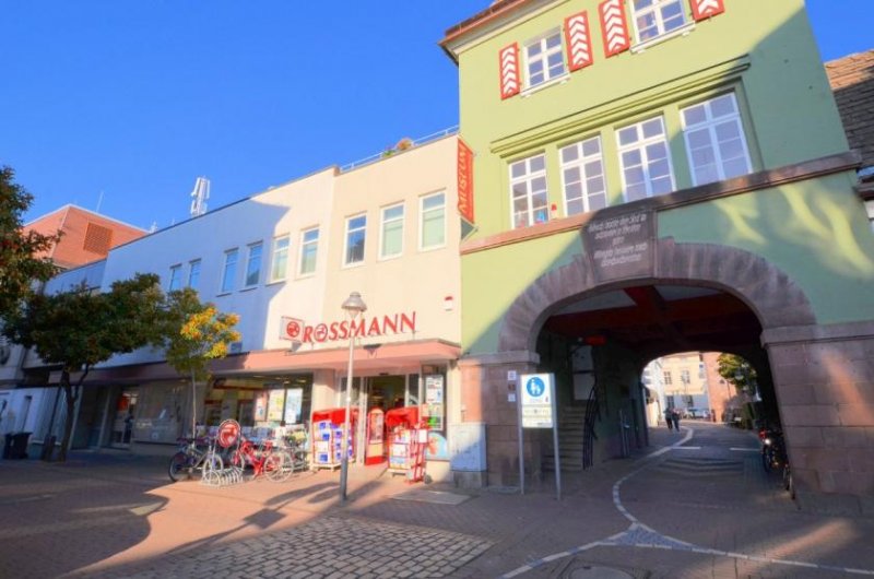 Holzminden Repräsentatives Ladenlokal/Austellungsraum/Bürofläche in der Innenstadt zu vermieten! Gewerbe mieten