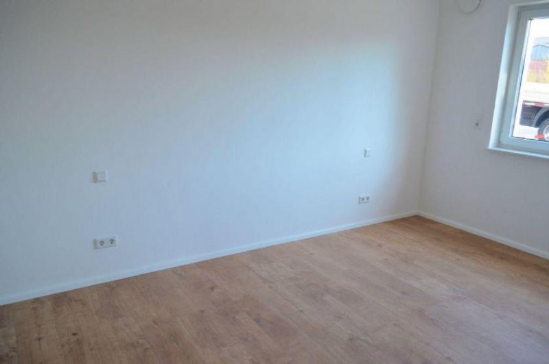 Holzminden Senioren Servicewohnen in Holzminden - stadtnahe Wohnlage - Obergeschoss mit Balkon Wohnung mieten