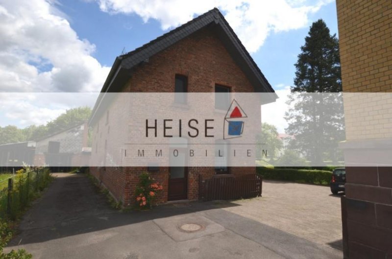Eschershausen Hinterhaus mit 3 Zimmern und Garage in Eschershausen zu vermieten Wohnung mieten