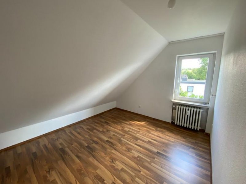 Bevern (Landkreis Holzminden) 3-Zimmer-Mietwohnung in ruhiger Wohnlage - Bevern Wohnung mieten