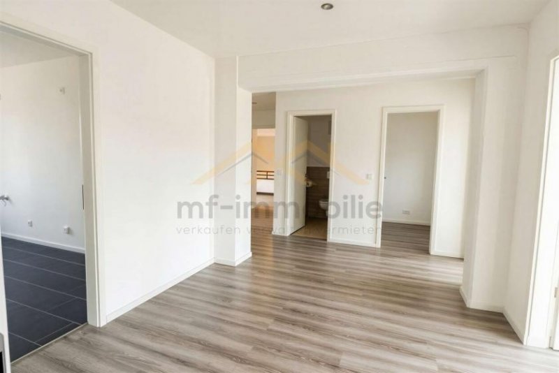 Mariental Über den Dächern von Mariental: 125 m² Freiraum mit Loggia im 2. Obergeschoss 4-Zimmer Wohnung mieten