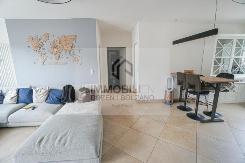 Bozen Attikawohnung mit Terrasse im Zentrum von Bozen zu vermieten Wohnung mieten