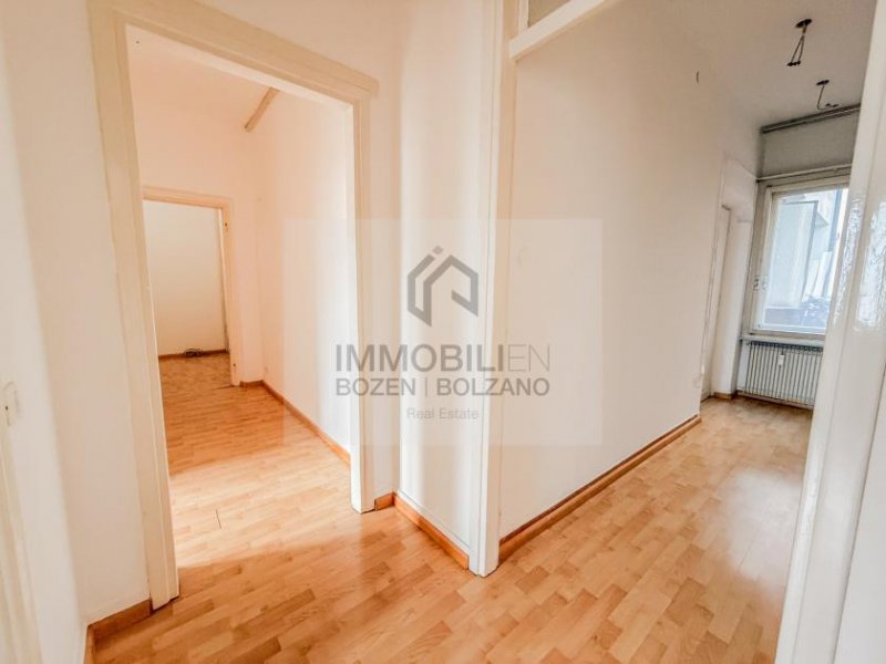 Bozen Büro in bester Zentrumslage zu vermieten Gewerbe mieten