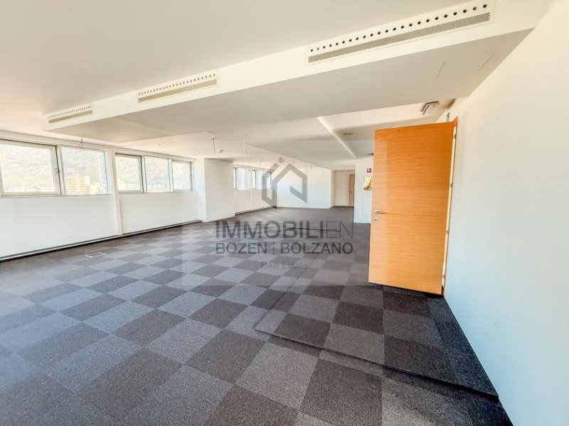Bozen Büro in Bozen Süd zu vermieten Gewerbe mieten