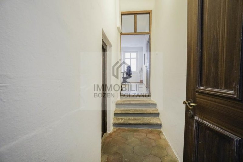 Bozen Büro in Zentrum von Bozen zu vermieten Gewerbe mieten