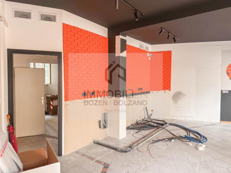 Bozen Geschäft in toller Lage in Zentrum zu vermieten Gewerbe mieten