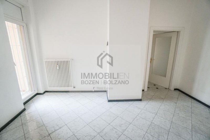Bozen Große Wohnung im Zentrum zu vermieten Wohnung mieten