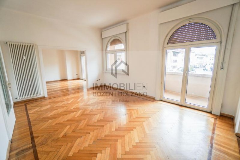 Bozen Große Wohnung im Zentrum zu vermieten Wohnung mieten