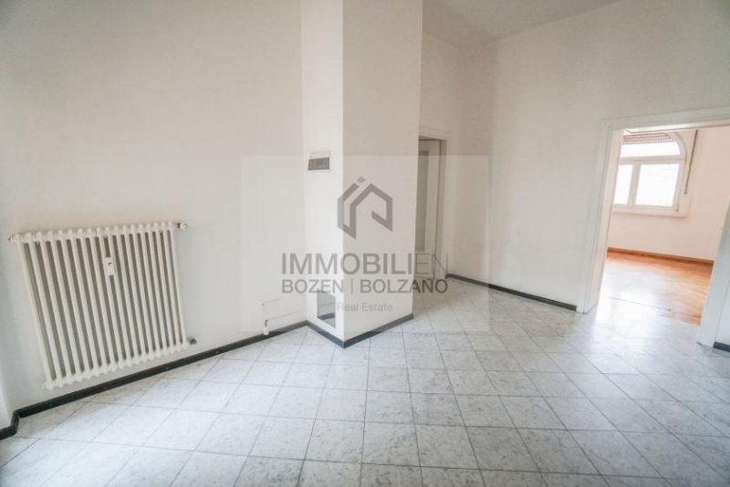 Bozen Große Wohnung im Zentrum zu vermieten Wohnung mieten