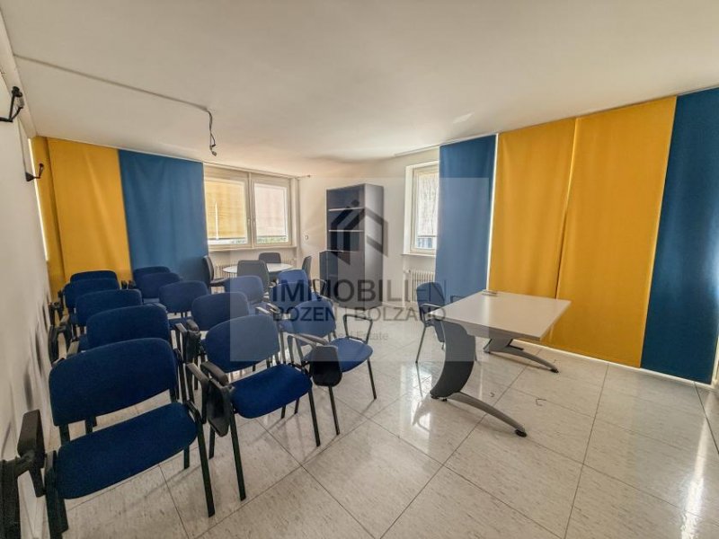 Bozen Großes Büro in Bozen Süd zu vermieten Gewerbe mieten