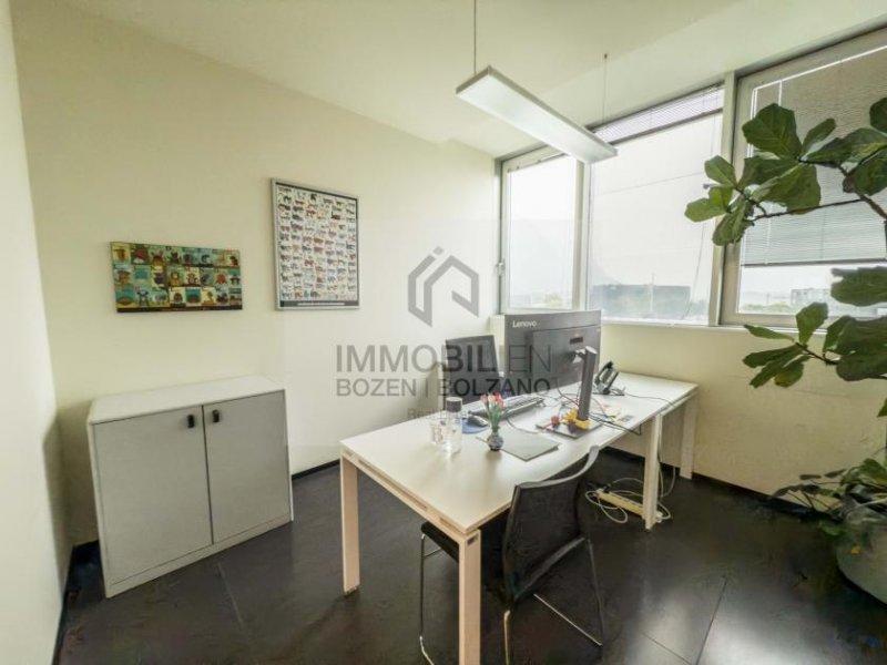 Bozen Großes Büro in Bozen Süd zu vermieten Gewerbe mieten