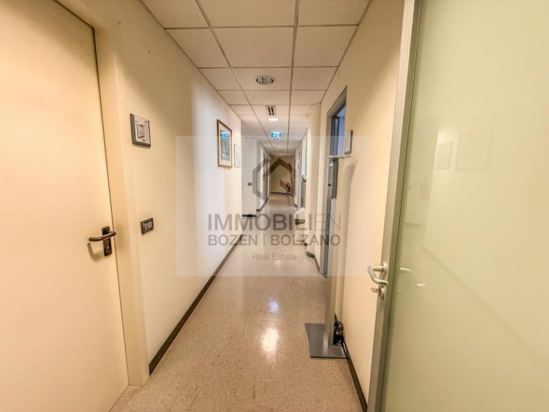 Bozen Großes Büro in toller Lage in Bozen, Gries zu vermieten Gewerbe mieten