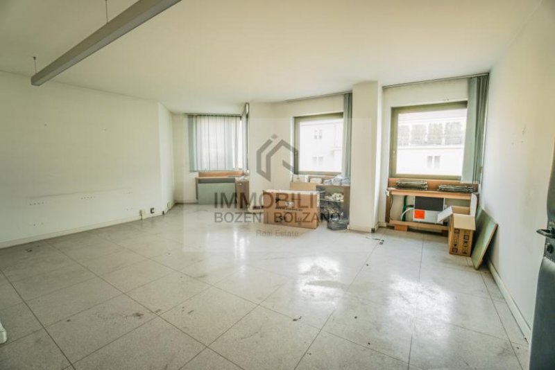 Bozen Großzügiges Büro in Gries zu vermieten Gewerbe mieten