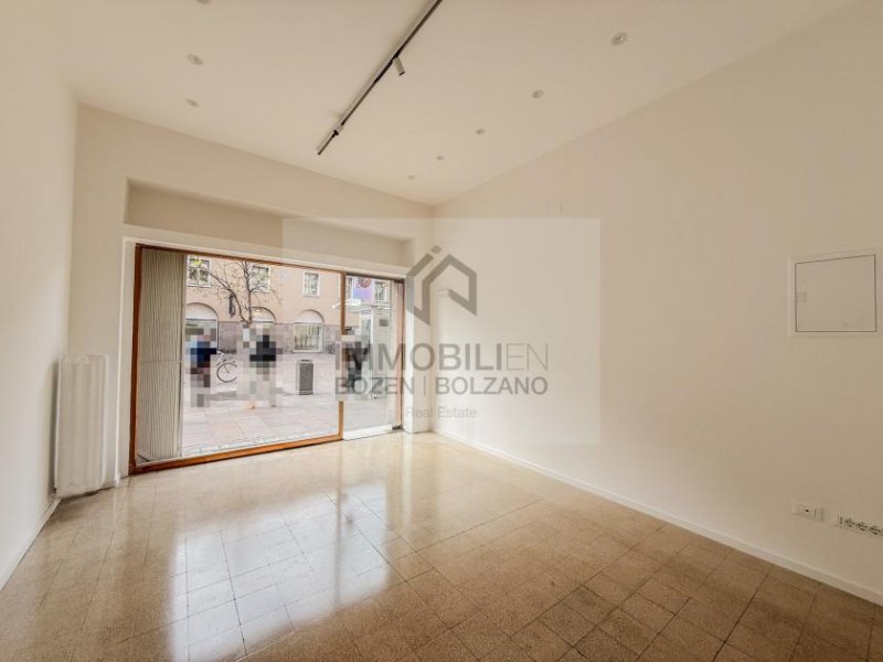 Bozen Kleines Geschäft in optimaler Lage im Zentrum zu vermieten Gewerbe mieten
