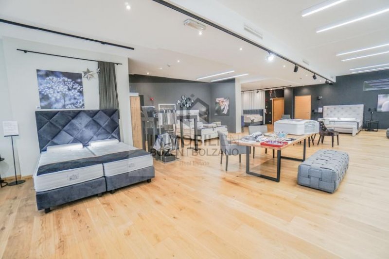 Bozen Repräsentativer Showroom in Toplage von Bozen Süd zu vermieten Gewerbe mieten