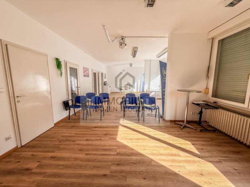 Bozen Schönes Büro im Zentrum von Bozen zu vermieten Gewerbe mieten