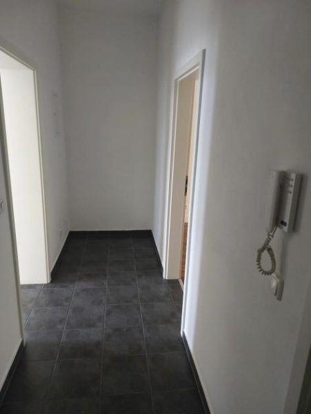 Magdeburg Wohnen im grünen helle schöne 2-R.-Wohnung ca.70m2 im 1.OG zu vermieten . Wohnung mieten