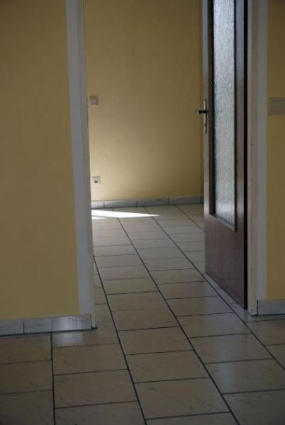 Magdeburg Stadtfeld mit Stellplatz und Balkon, 3 Zimmer Wohnung mieten