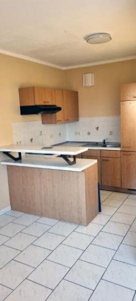 Magdeburg Stadtfeld mit Stellplatz und Balkon, 3 Zimmer Wohnung mieten