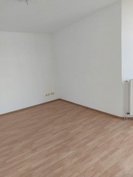 Magdeburg Sehr schöne 4 R.-Wohnung in MD-Sudenburg im 4.OG.mit BLK ca.113,36m zu vermieten. Wohnung mieten
