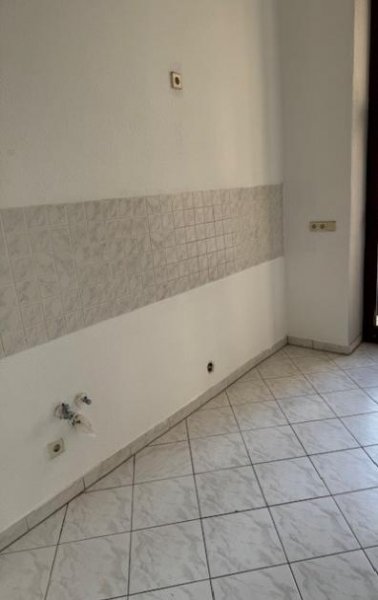 Magdeburg Wohnen im grünen schöne 2-R-Whg. in MD.-Sudenburg 1.OGca.57,43 m2 san. Altbau zu vermieten ! Wohnung mieten